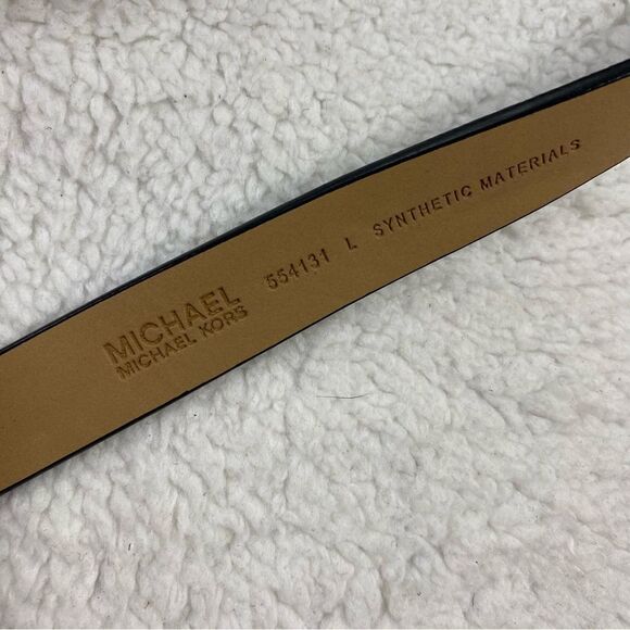 MICHAEL KORS SIGNATURE LOGO BELT BAG WITH CHAIN PULL NWT - Picture 9 of 10